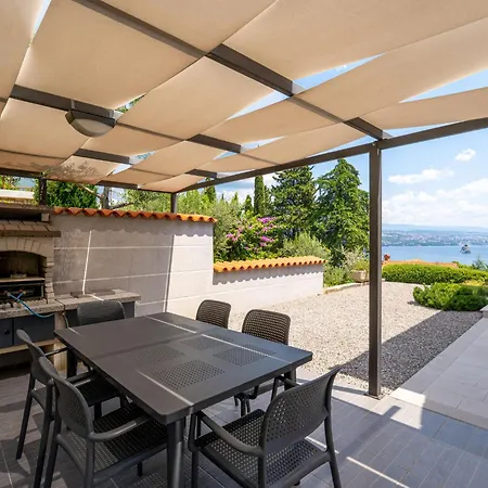 Feriehus Salvia By Interhome *